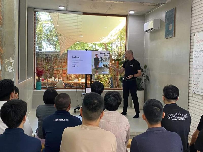 Service showcase